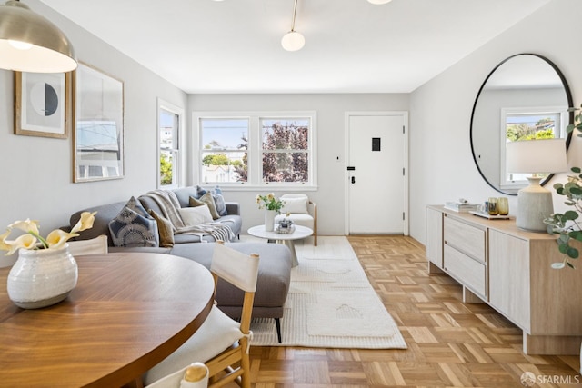 600 Ellsworth St, San Francisco, CA 94110 - view of living area