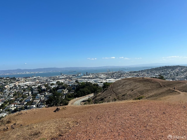 600 Ellsworth St, San Francisco, CA 94110 - mountain view