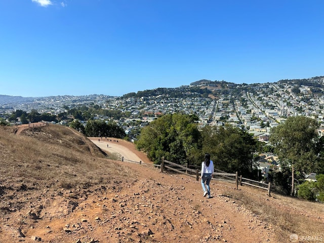 600 Ellsworth St, San Francisco, CA 94110 - mountain view