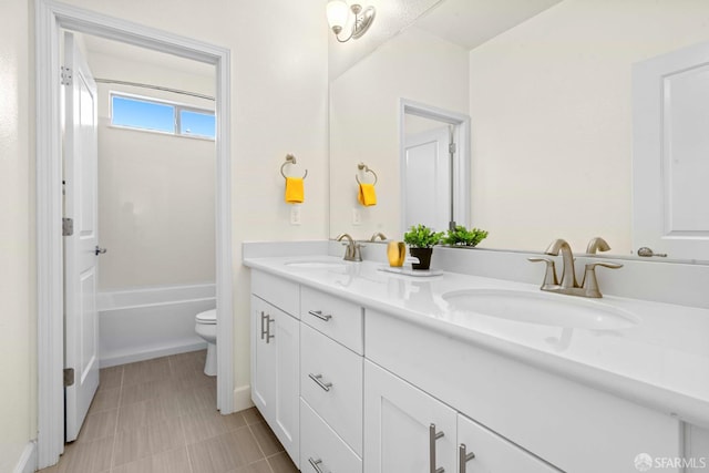 382 Crestview Cir, Daly City, CA 94015 - bathroom featuring double vanity and toilet