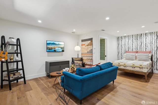 2031 Buena Vista Dr, Pinole, CA 94564 - living area featuring light wood-style floors, recessed lighting, and baseboards
