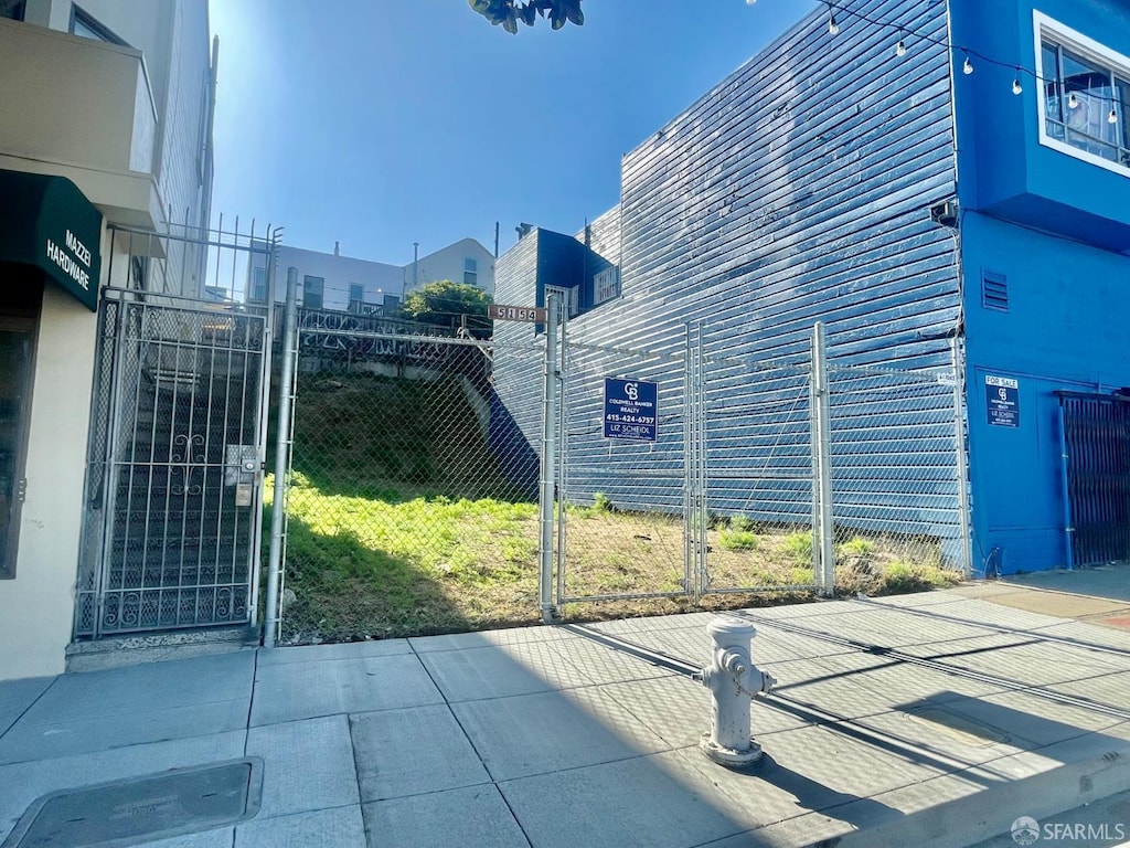 5154 3rd St, San Francisco, CA 94124