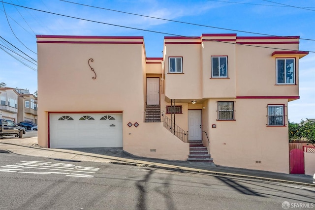 view of front facade featuring a garage