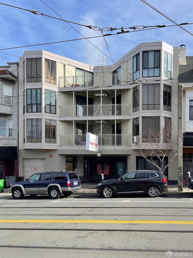 1360 9th Ave Unit 7, San Francisco, CA 94122 - view of apartment building / complex