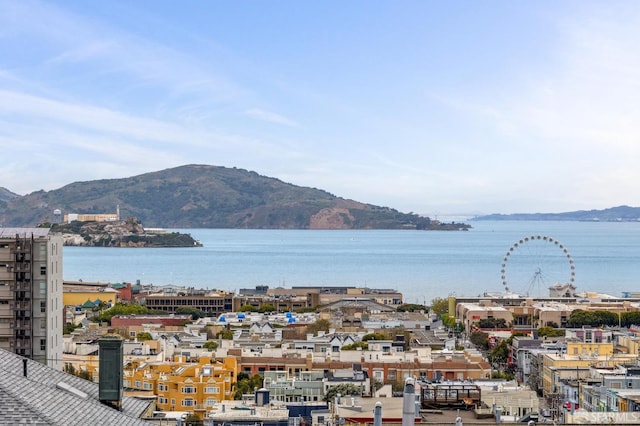 837 Union St, San Francisco, CA 94133 - water view featuring a mountain backdrop