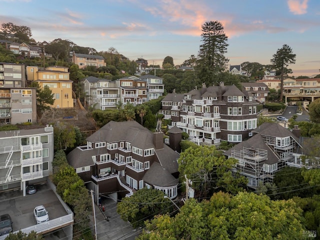 view of aerial view at dusk