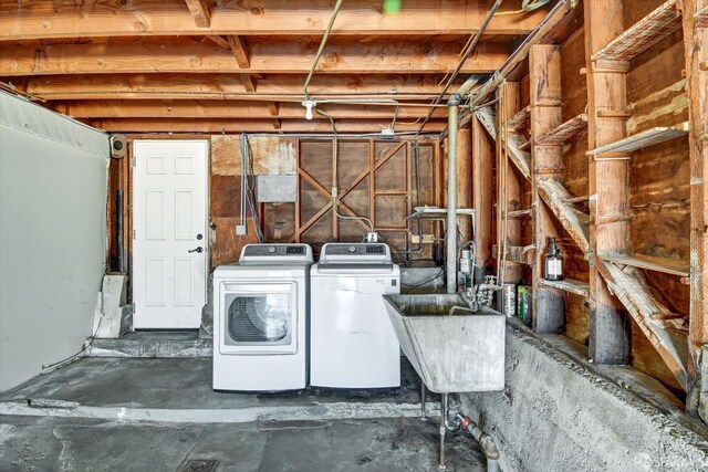 1675 Quint St, San Francisco, CA 94124 - below grade area with washer and dryer and a sink