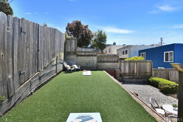1675 Quint St, San Francisco, CA 94124 - view of yard