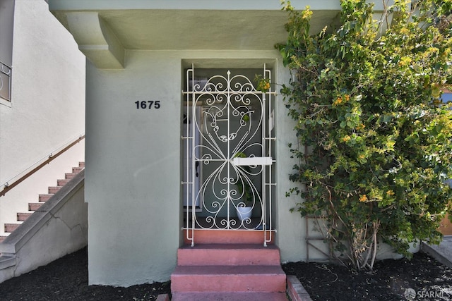 1675 Quint St, San Francisco, CA 94124 - view of exterior entry with stucco siding