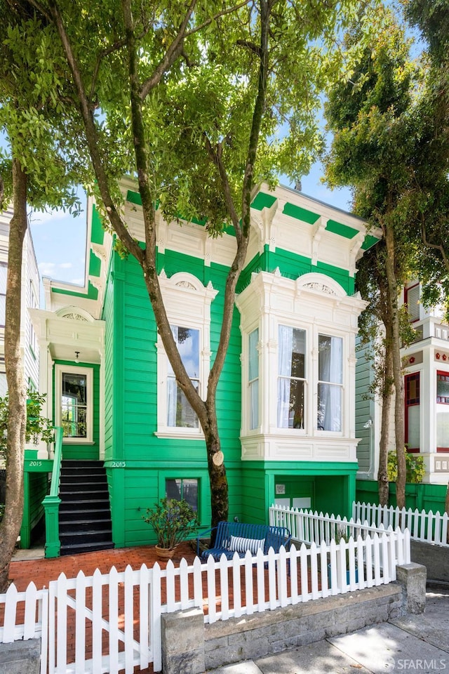 2013-2015 Golden Gate Ave, San Francisco, CA 94115 - view of front of house featuring a fenced front yard