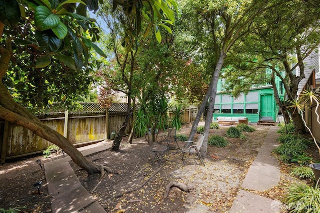 2013-2015 Golden Gate Ave, San Francisco, CA 94115 - fenced backyard featuring a patio