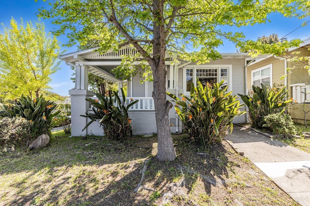 1528 Sutter St, Vallejo, CA 94590 - view of front of house with a porch