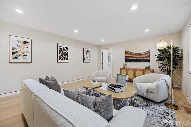 1098 Siler Pl, Berkeley, CA 94705 - living room featuring light wood-type flooring, recessed lighting, and baseboards