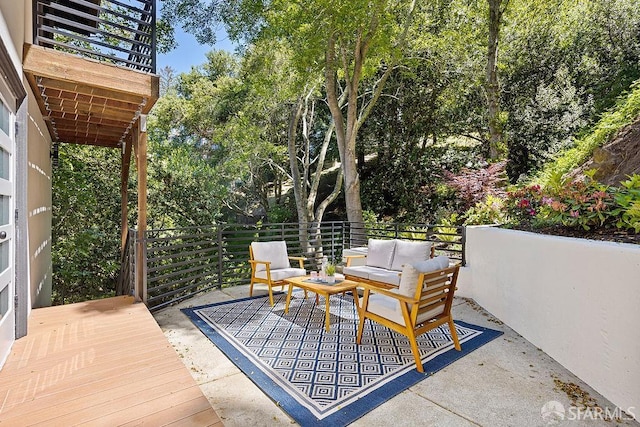 1098 Siler Pl, Berkeley, CA 94705 - view of patio featuring a balcony