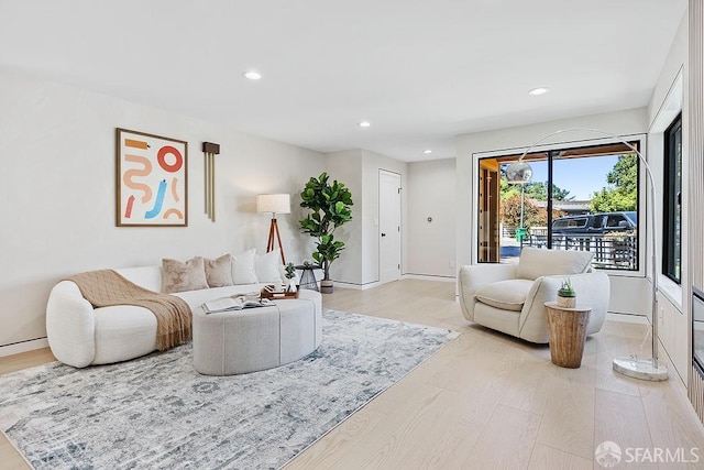 1098 Siler Pl, Berkeley, CA 94705 - living area featuring recessed lighting, light wood-type flooring, and baseboards