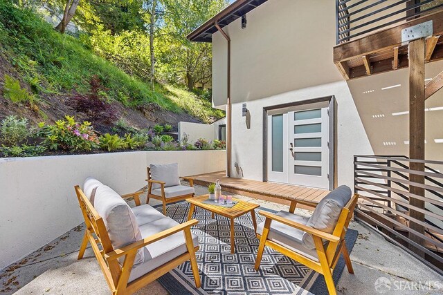 1098 Siler Pl, Berkeley, CA 94705 - view of patio with an outdoor living space