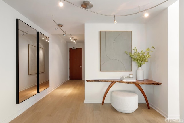 301 Main St Unit 34B, San Francisco, CA 94105 - hall featuring track lighting and wood finished floors