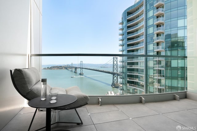 301 Main St Unit 34B, San Francisco, CA 94105 - balcony featuring a water view