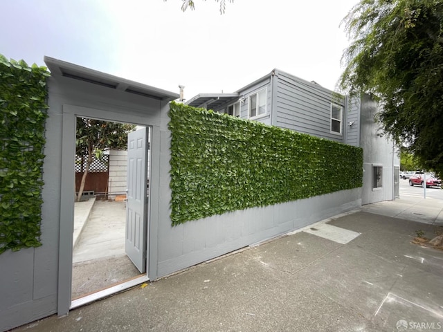 766 Thornton Ave, San Francisco, CA 94124 - photo 7