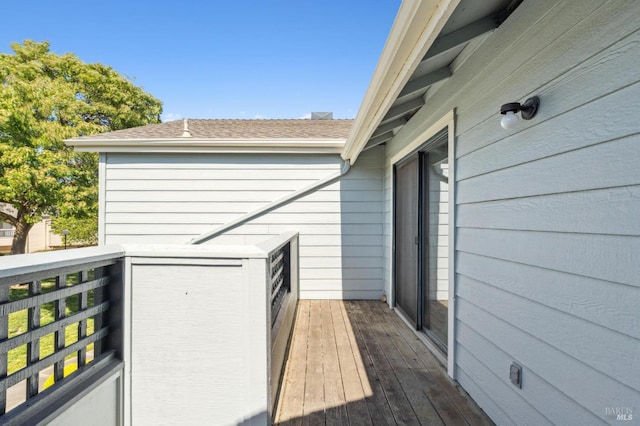 1201 Glen Cove Pkwy Unit 514, Vallejo, CA 94591 - view of wooden terrace