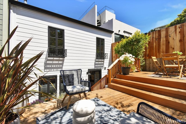 224 Twin Peaks Blvd, San Francisco, CA 94114 - view of wooden deck