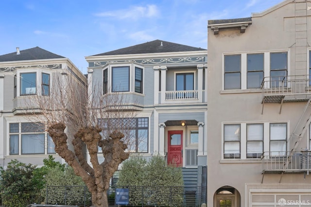 415 Cornwall St, San Francisco, CA 94118 - view of front of house with stucco siding