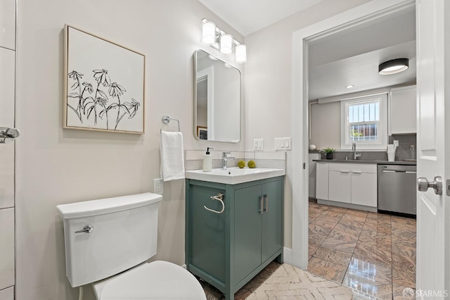 74 Crane St, San Francisco, CA 94124 - bathroom with vanity and toilet