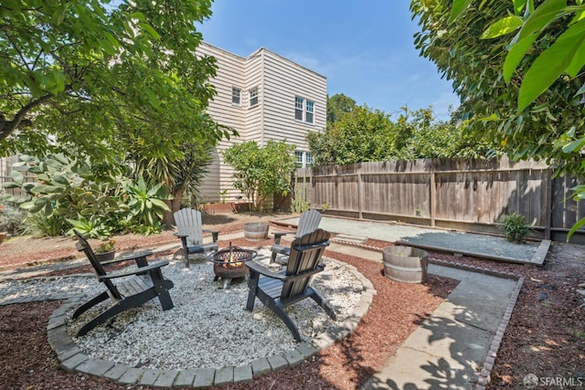 488 41st St, Oakland, CA 94609 - view of yard with an outdoor fire pit