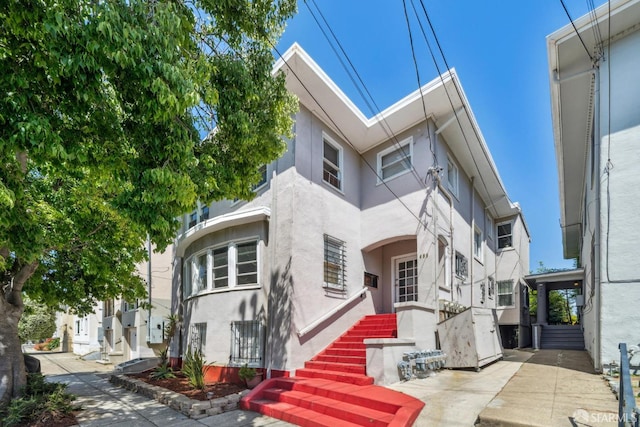 488 41st St, Oakland, CA 94609 - multi unit property featuring stucco siding