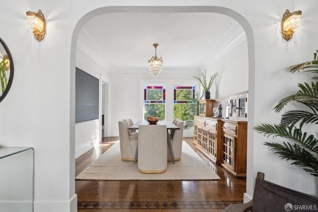 5 College Ter, San Francisco, CA 94112 - dining space featuring arched walkways, crown molding, and wood finished floors