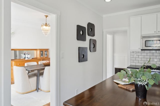 5 College Ter, San Francisco, CA 94112 - dining area with a chandelier and ornamental molding