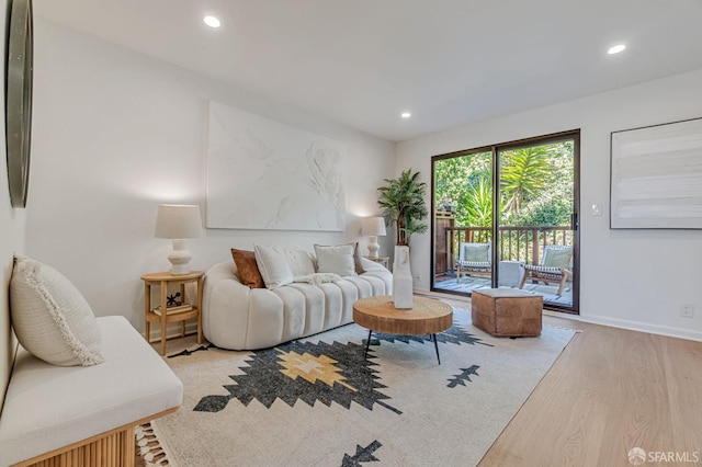 611 Stonegate Dr, South San Francisco, CA 94080 - living room featuring wood finished floors, recessed lighting, and baseboards