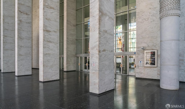 1155 Leavenworth St Unit 7, San Francisco, CA 94109 - lobby featuring a high ceiling