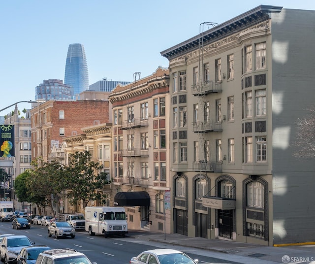1155 Leavenworth St Unit 7, San Francisco, CA 94109 - view of property with a city view