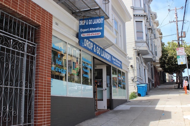 1155 Leavenworth St Unit 7, San Francisco, CA 94109 - view of exterior entry
