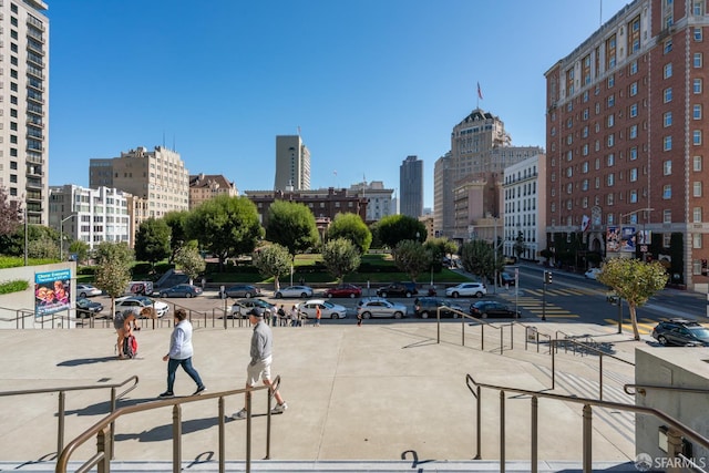 1155 Leavenworth St Unit 7, San Francisco, CA 94109 - surrounding community with a city view