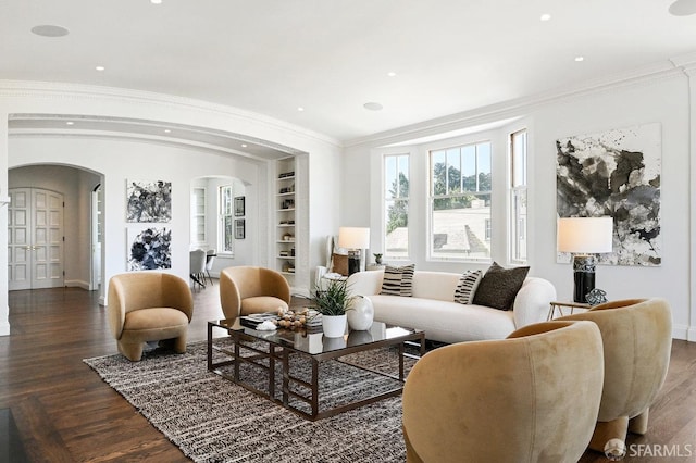 2500 Steiner St Unit 3, San Francisco, CA 94115 - living area with arched walkways, built in shelves, ornamental molding, wood finished floors, and recessed lighting