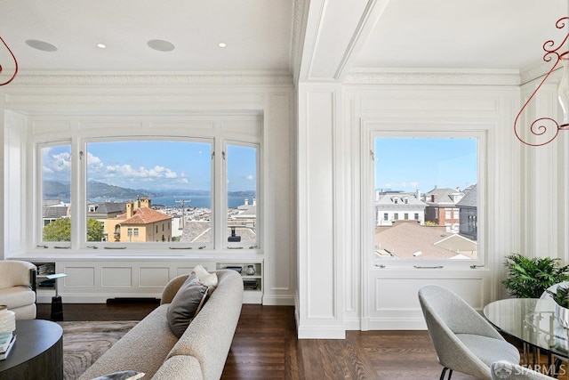 2500 Steiner St Unit 3, San Francisco, CA 94115 - living area with crown molding, healthy amount of natural light, and dark wood finished floors