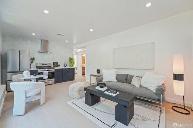 1100 Cortland Ave, San Francisco, CA 94110 - photo 2