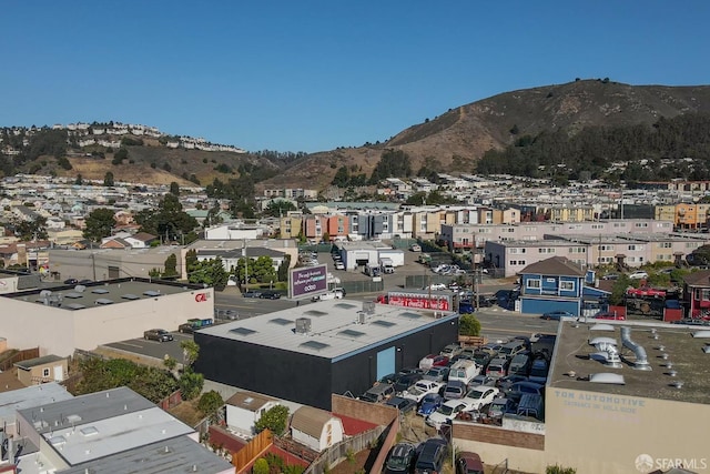 bird's eye view featuring a mountain view