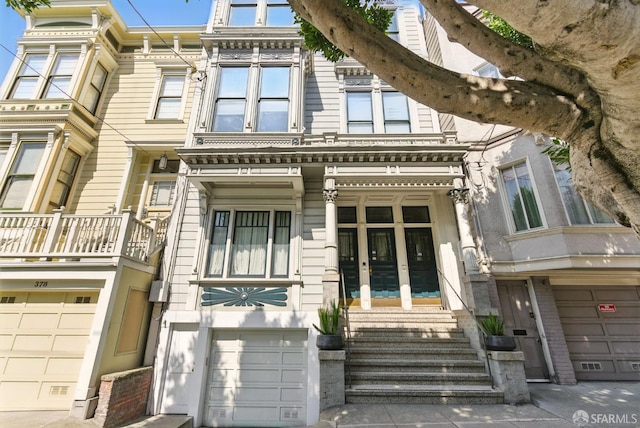 370 Sanchez St, San Francisco, CA 94114 - view of front of home with a garage