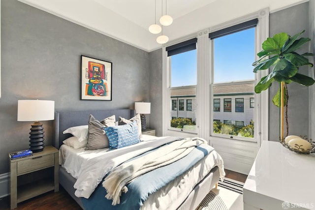 370 Sanchez St, San Francisco, CA 94114 - bedroom featuring dark wood finished floors