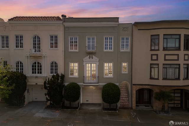 view of front of property with stucco siding