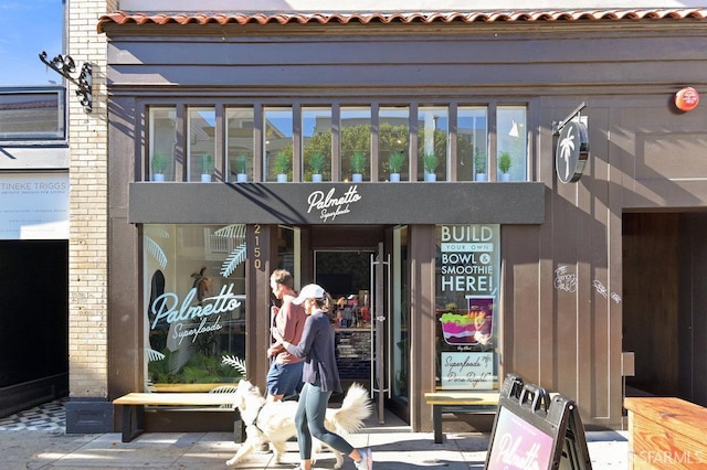 1935 Greenwich St, San Francisco, CA 94123 - view of building exterior