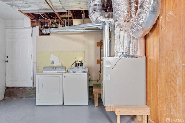 laundry area featuring laundry area and washing machine and dryer