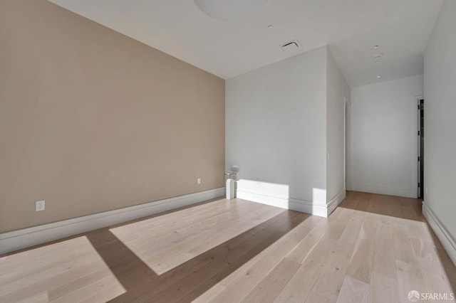 288 Pacific Ave Unit 4E, San Francisco, CA 94111 - unfurnished room with hardwood / wood-style floors and baseboards