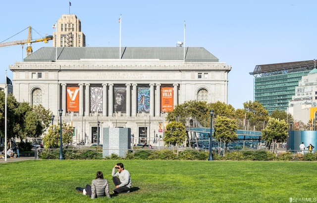 view of building exterior