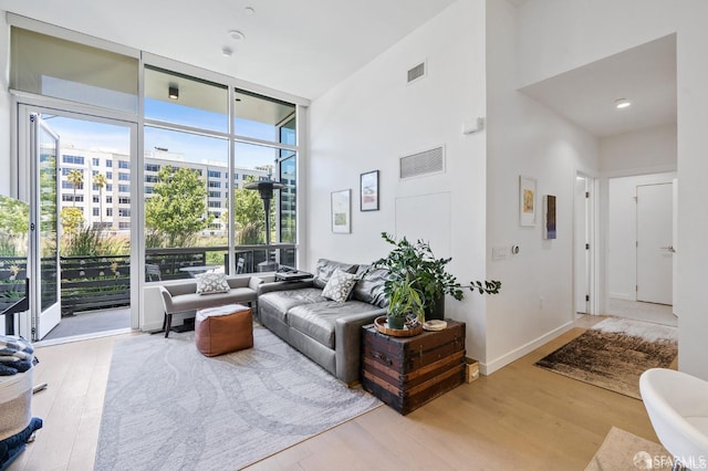 110 Channel St Unit 104, San Francisco, CA 94158 - photo 1