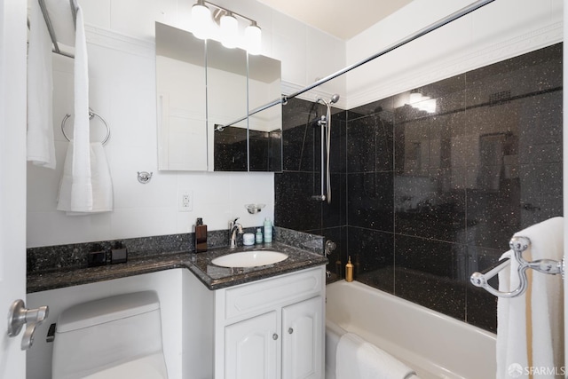 1520 Ofarrell St Unit 4, San Francisco, CA 94115 - bathroom featuring shower / washtub combination and vanity