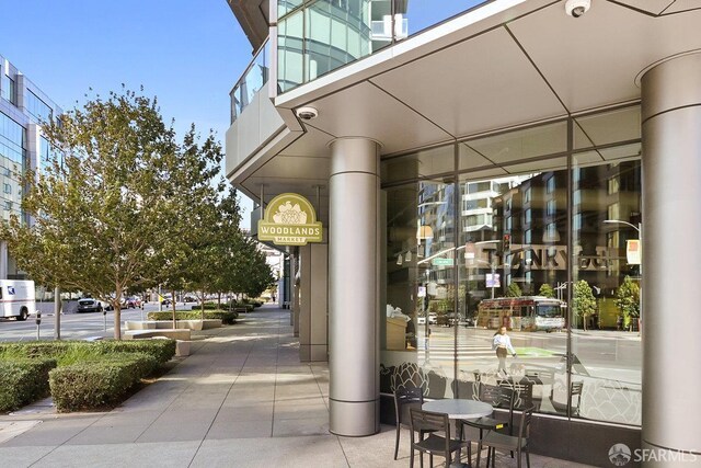 318 Main St Unit 4E, San Francisco, CA 94105 - view of home's community